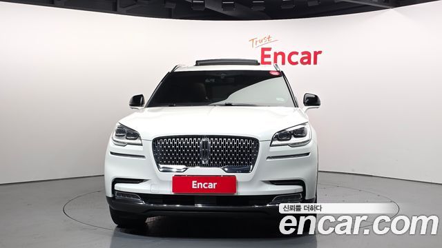 Lincoln Aviator 3.0 Reserve  AWD — пробег 38 543 км — фото 3 из 5