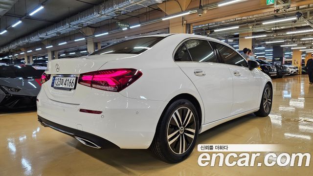 Mercedes-Benz A-Class из Кореи Encar