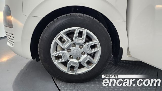Hyundai Staria из Кореи Encar
