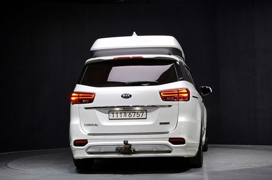 Kia Carnival 9-Seater Hi-Limousine Noblesse Special — пробег 159 663 км — фото 4 из 5