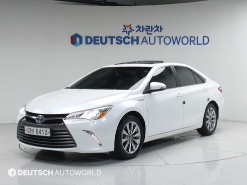 Toyota Camry 2.5 XLE Hybrid — пробег 99 295 км — фото 1 из 5