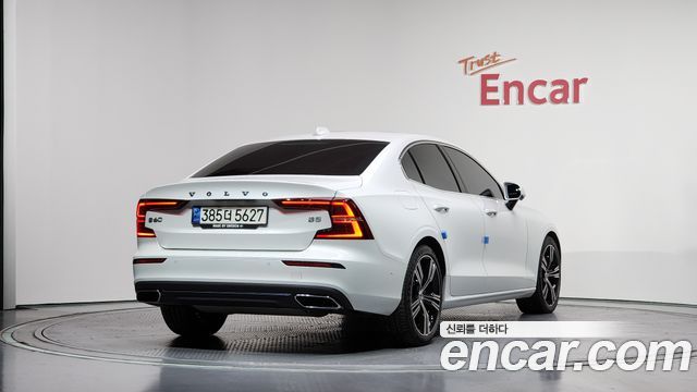 Volvo S60 из Кореи Encar