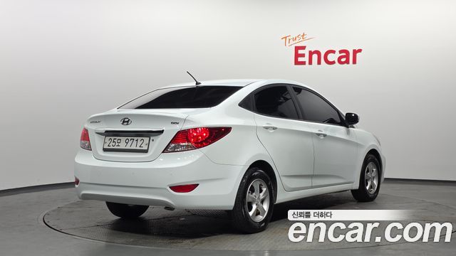 Hyundai Accent 1.6 GDI Premier — пробег 74 513 км — фото 2 из 5