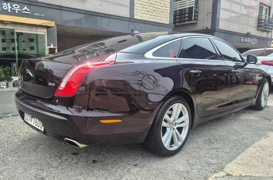 Jaguar XJ 3.0 SC Premium Luxury LWB X351 — пробег 64 426 км — фото 2 из 5