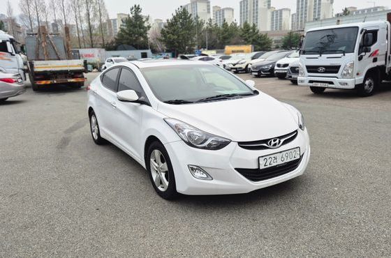 Hyundai AVANTE M16 GDI Premier — пробег 82 350 км — фото 3 из 5