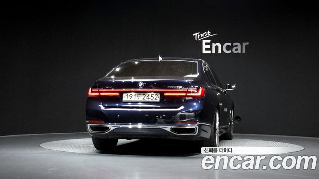 BMW 7-Series 730d xDrive Design Pure Excellence — пробег 104 596 км — фото 4 из 5