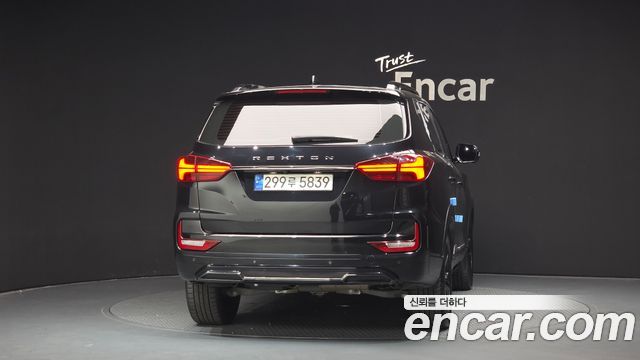 Ssangyong Rexton из Кореи Encar