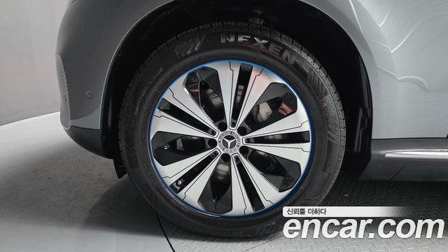 Mercedes-Benz EQC из Кореи Encar