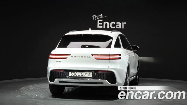 Genesis GV70 из Кореи Encar