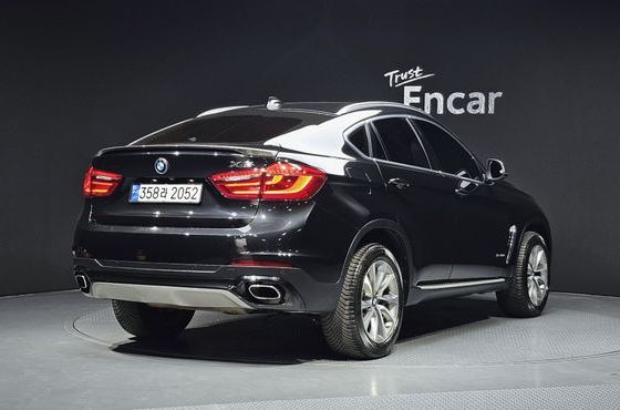 BMW X6 xDrive 30d — пробег 156 427 км — фото 2 из 5