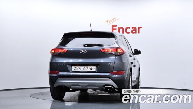 Hyundai Tucson Diesel 1.7 2WD Smart — пробег 106 240 км — фото 4 из 5