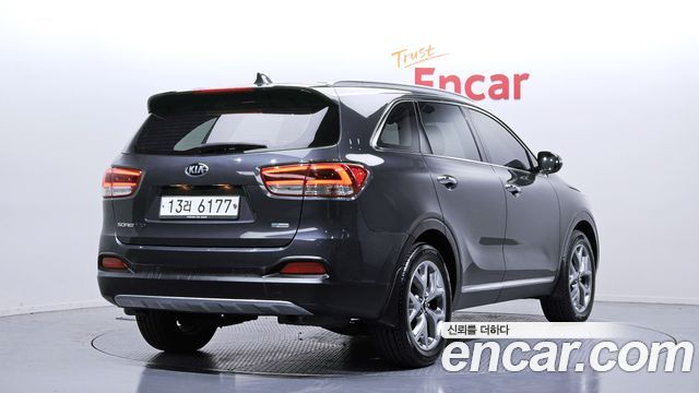 Kia Sorento Diesel 2.0 2WD Prestige — пробег 27 218 км — фото 2 из 5