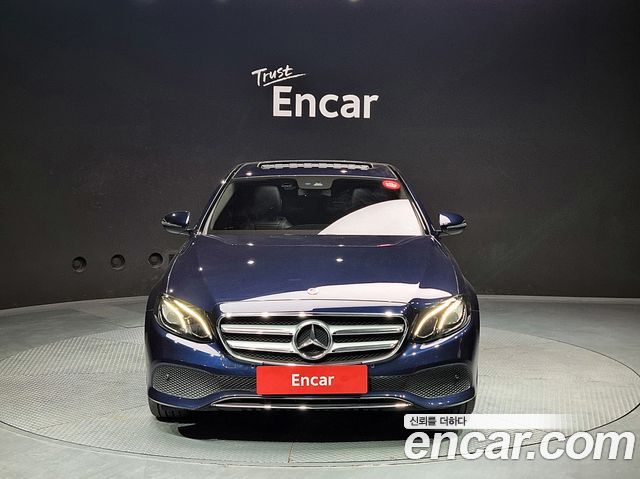 Mercedes-Benz E-Class из Кореи Encar