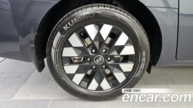 Hyundai Staria из Кореи Encar