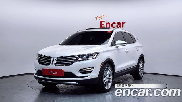 Lincoln MKC 2.0 AWD — пробег 45 928 км — фото 1 из 5