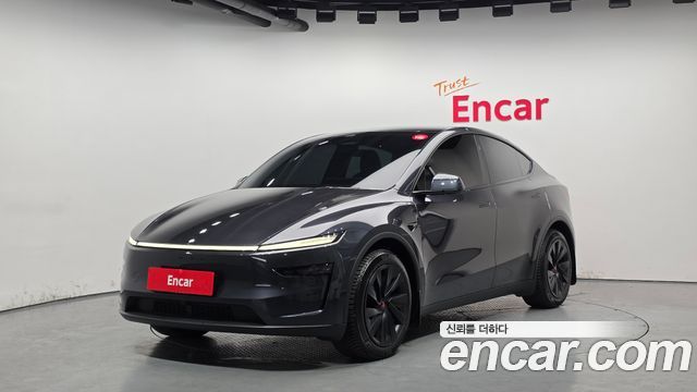 Tesla Model Y Long Range AWD — пробег 22 814 км — фото 1 из 5