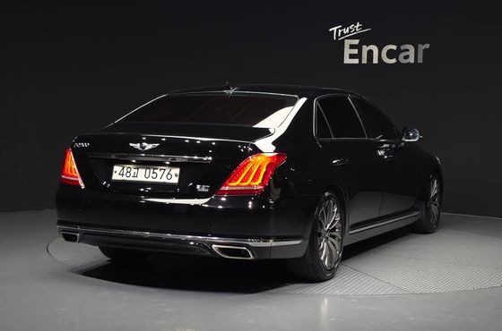 Genesis EQ900 3.3 T-GDI AWD Premiun Luxury — пробег 155 250 км — фото 2 из 5