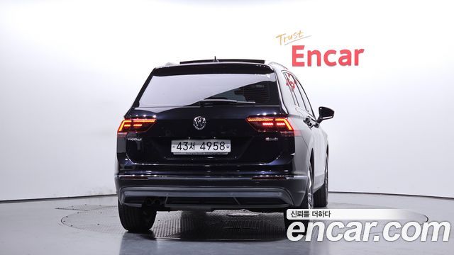 Volkswagen Tiguan из Кореи Encar