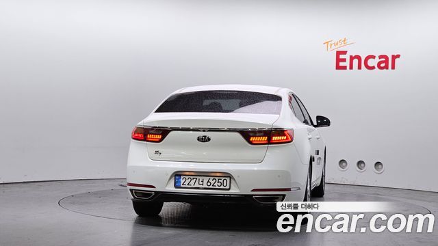 Kia K7 из Кореи Encar
