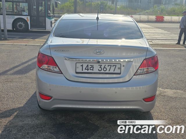 Hyundai Accent 1.6 GDI Premier — пробег 107 518 км — фото 4 из 5