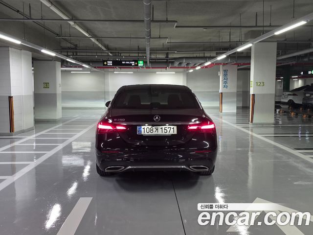 Mercedes-Benz E-Class E250 AMG Line — пробег 84 000 км — фото 4 из 5