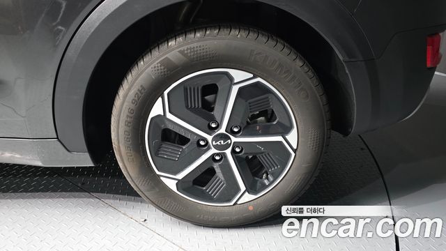 Kia Niro Trendy — пробег 22 105 км — фото 5 из 5