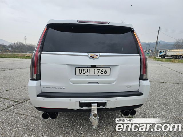 Cadillac Escalade 6.2 ESV 4th — пробег 72 000 км — фото 5 из 5