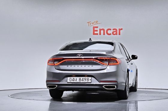Hyundai Grandeur 2.4 Premium — пробег 89 462 км — фото 4 из 5