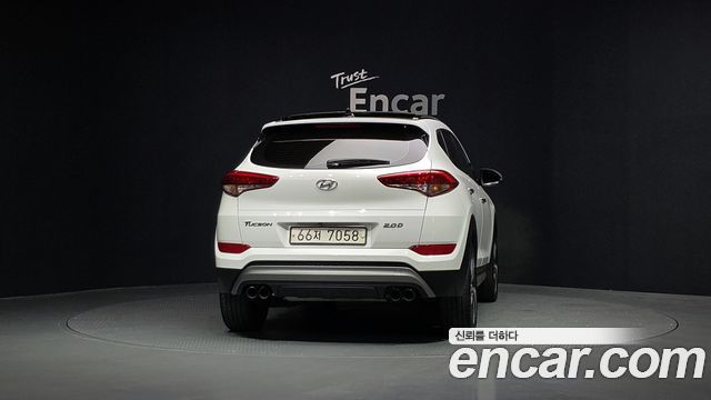 Hyundai Tucson Diesel 2.0 2WD Extreme Edition — пробег 140 778 км — фото 4 из 5