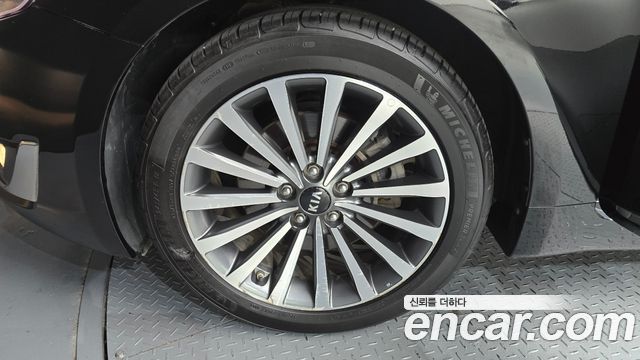 Kia K7 из Кореи Encar