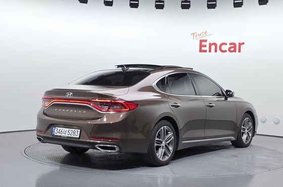 Hyundai Grandeur 2.4 Premium Special — пробег 134 009 км — фото 2 из 5