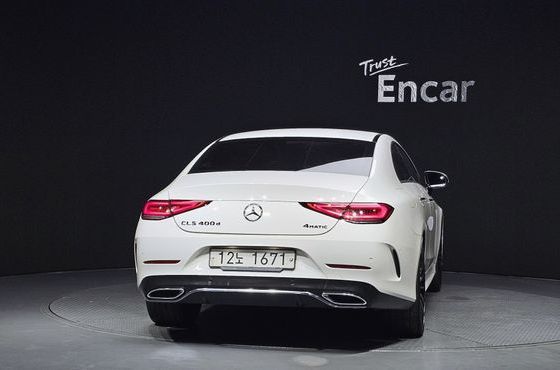 Mercedes-Benz CLS-Class CLS400d 4MATIC AMG Line — пробег 113 748 км — фото 4 из 5