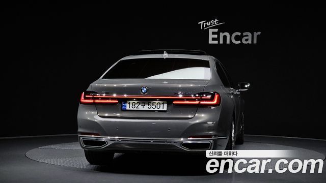 BMW 7-Series 730Ld xDrive Design Pure Excellence — пробег 116 717 км — фото 4 из 5