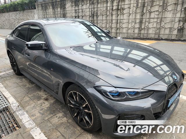 BMW i4 M50 Pro — пробег 34 000 км — фото 1 из 5