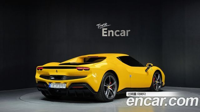 Ferrari 296 из Кореи Encar