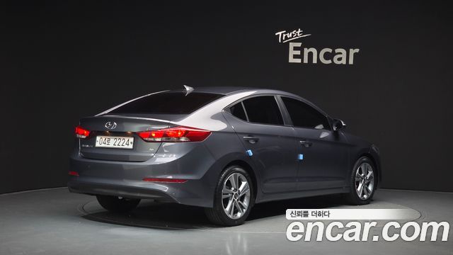 Hyundai AVANTE из Кореи Encar