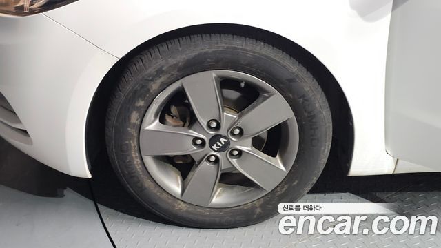 Kia K3 из Кореи Encar