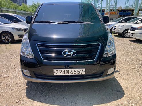 Hyundai Starex 12-Seater Wagon Modern Special — пробег 129 200 км — фото 2 из 5