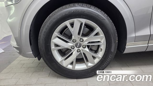 Genesis GV70 из Кореи Encar