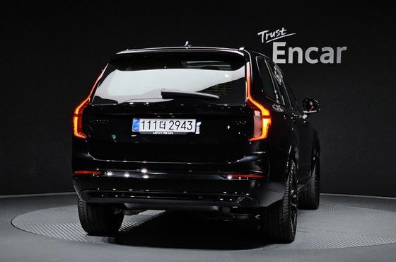 Volvo XC90 T8 Ultra Dark Hybrid — пробег 7 км — фото 4 из 5