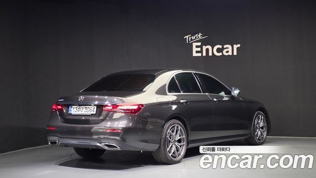 Mercedes-Benz E-Class из Кореи Encar