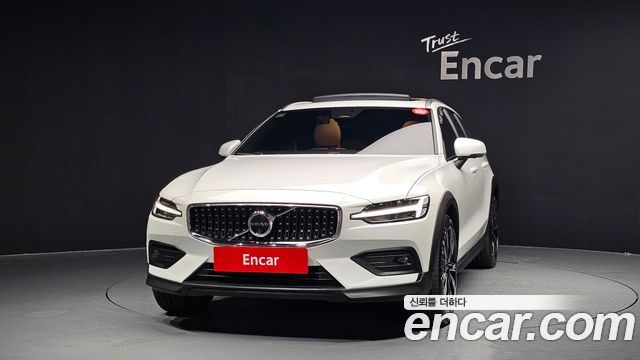 Volvo V60 из Кореи Encar
