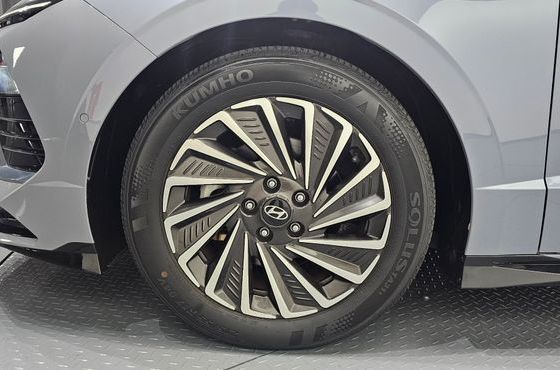 Hyundai Sonata Exclusive — пробег 27 023 км — фото 5 из 5
