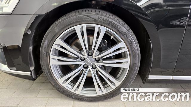 Audi A8 из Кореи Encar