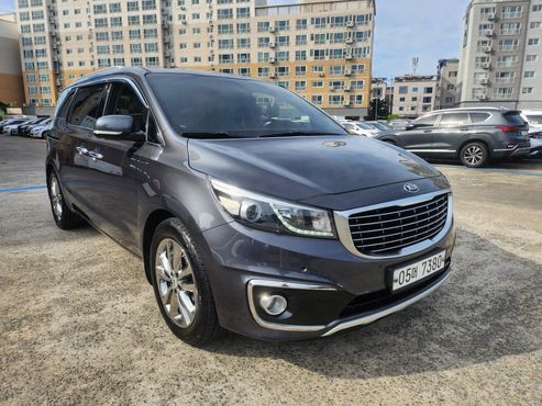 Kia Carnival 9-seater Prestige — пробег 313 455 км — фото 1 из 5
