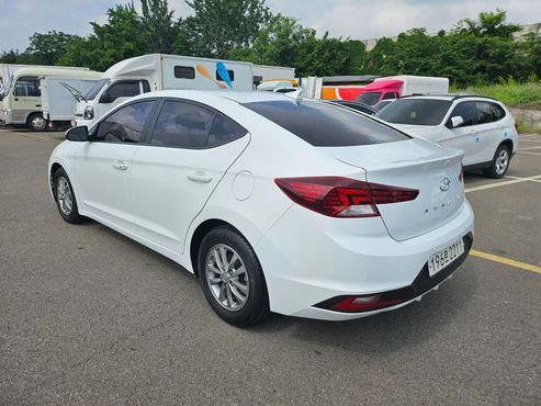Hyundai AVANTE 1.6 Smart — пробег 134 291 км — фото 4 из 5