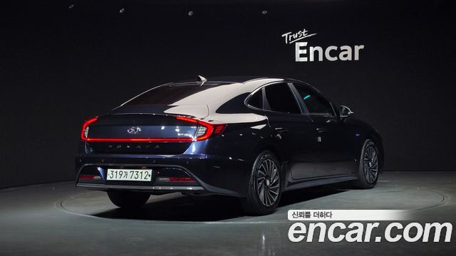 Hyundai Sonata Premium Family — пробег 132 996 км — фото 2 из 5