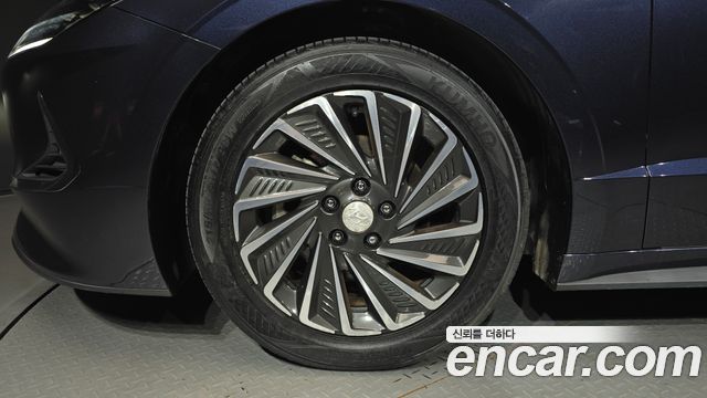 Hyundai Sonata Premium Family — пробег 132 996 км — фото 5 из 5