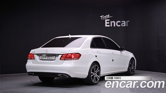 Mercedes-Benz E-Class из Кореи Encar