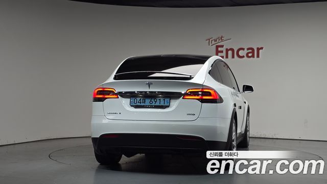 Tesla Model X 100D — пробег 19 736 км — фото 4 из 5